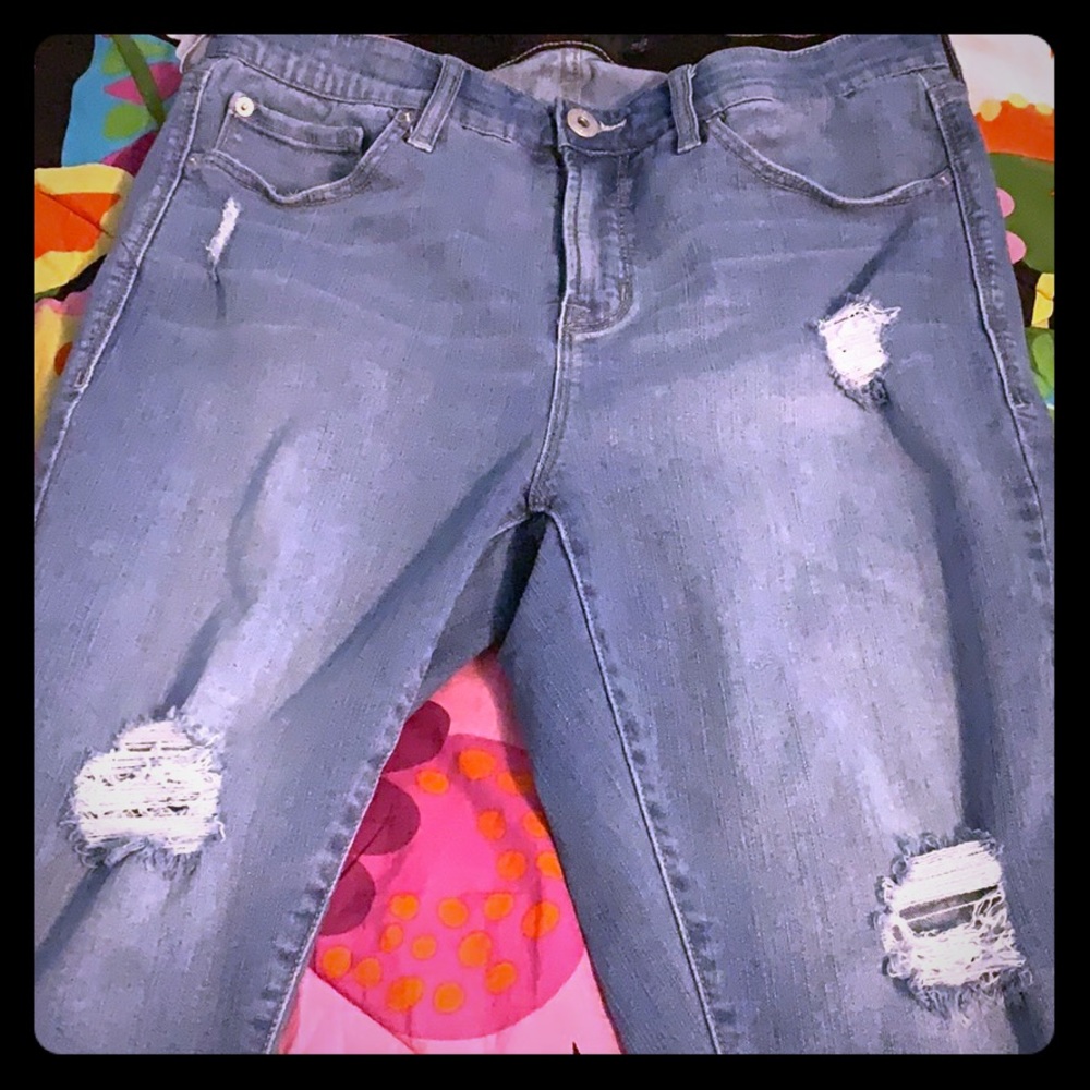 Torrid sky high skinny crop size 14